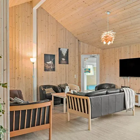 Σπίτι διακοπών Beautiful In Idestrup With Sauna *
