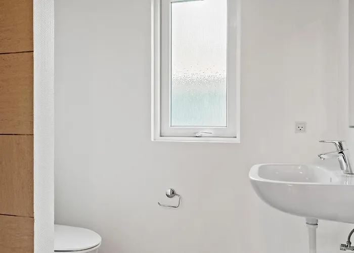 Beautiful In Idestrup With Sauna 度假居 *