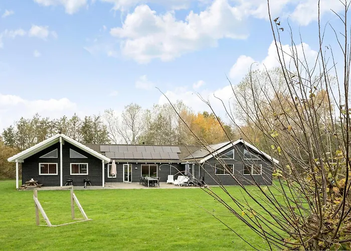 Beautiful In Idestrup With Sauna 度假居 Bøtø By